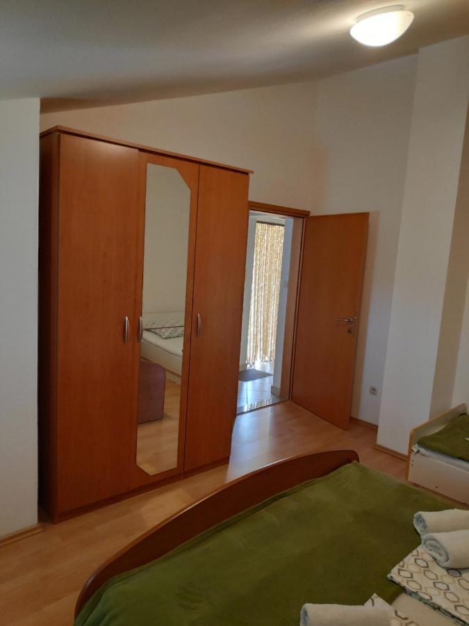 Apartments Mario Biograd Na Moru Zewnętrze zdjęcie