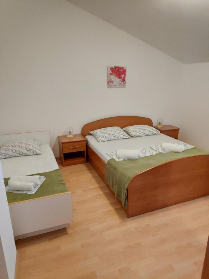 Apartments Mario Biograd Na Moru Zewnętrze zdjęcie