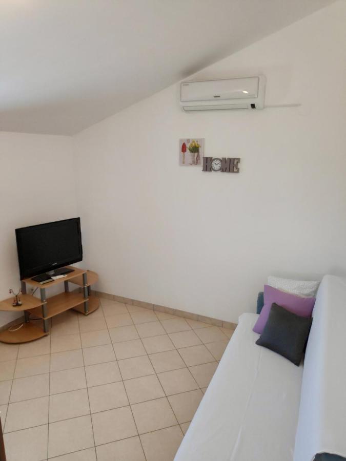 Apartments Mario Biograd Na Moru Zewnętrze zdjęcie