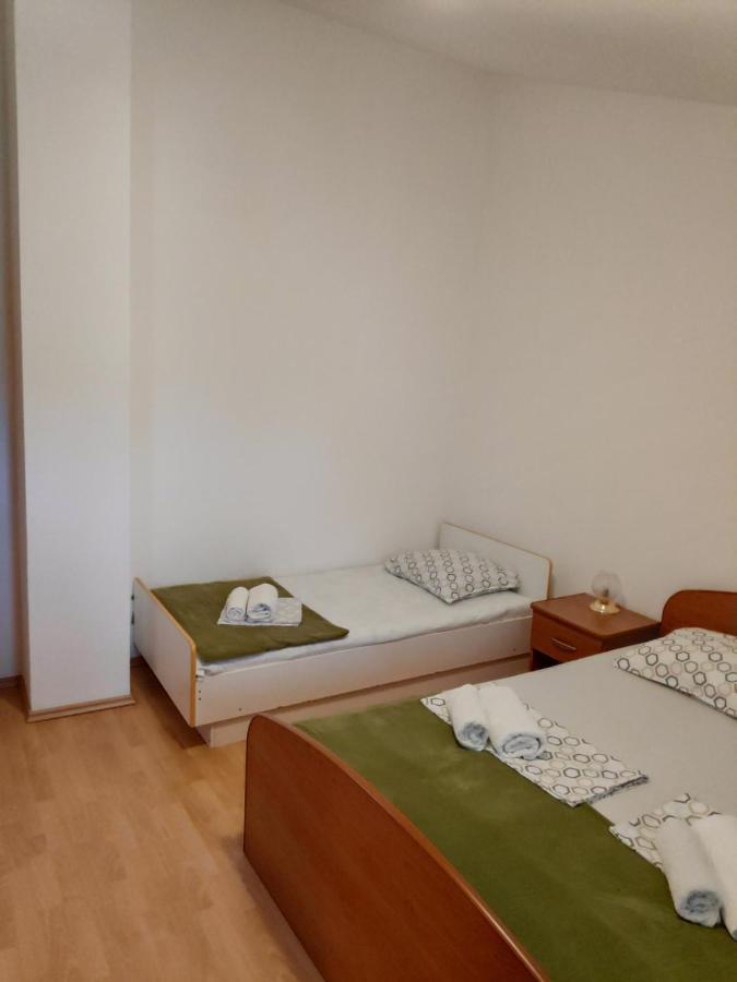 Apartments Mario Biograd Na Moru Zewnętrze zdjęcie